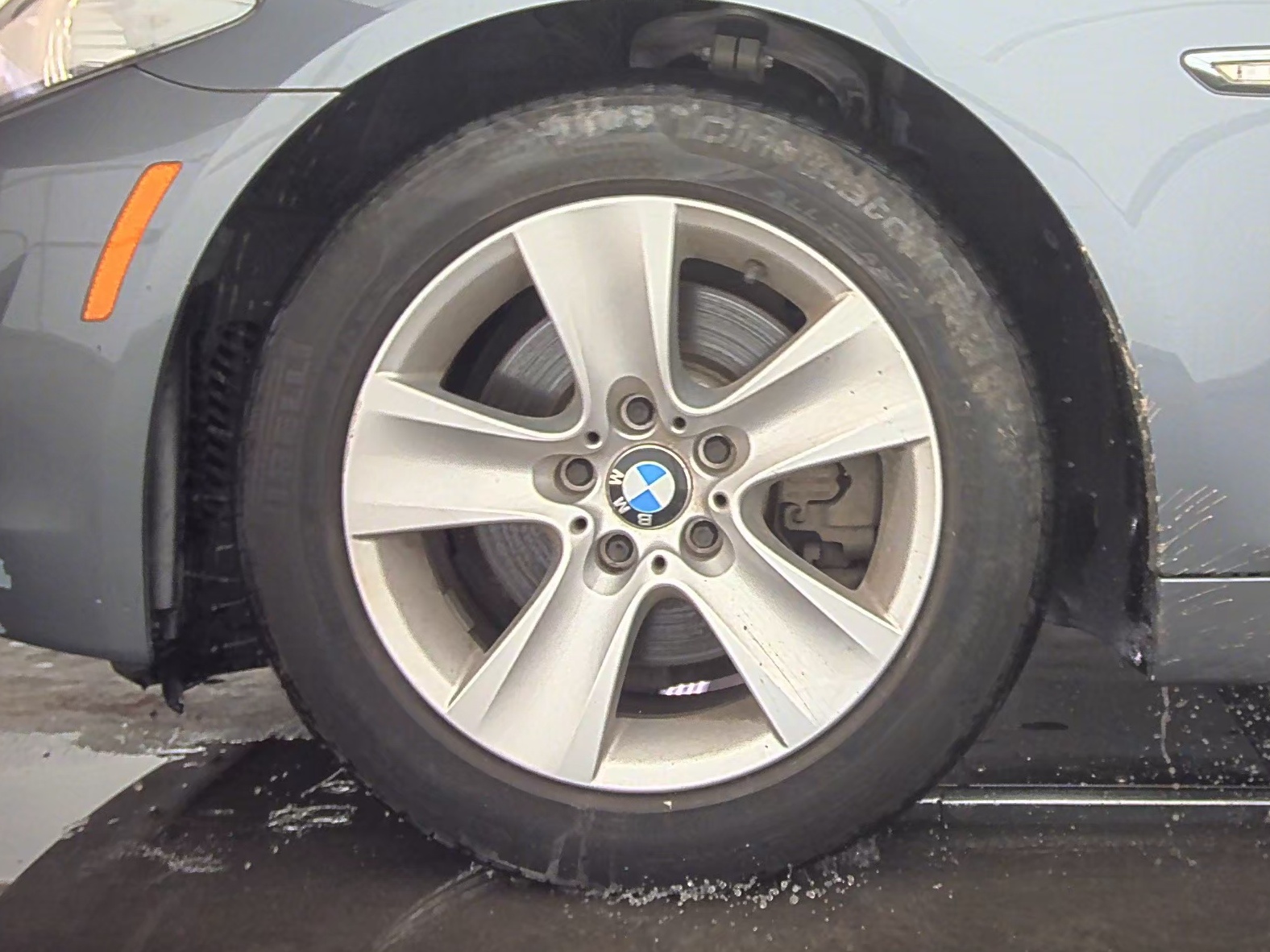 2013 BMW 5 Series 528i xDrive AWD