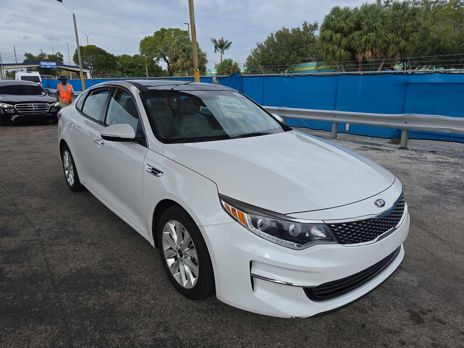 2016 Kia Optima EX FWD