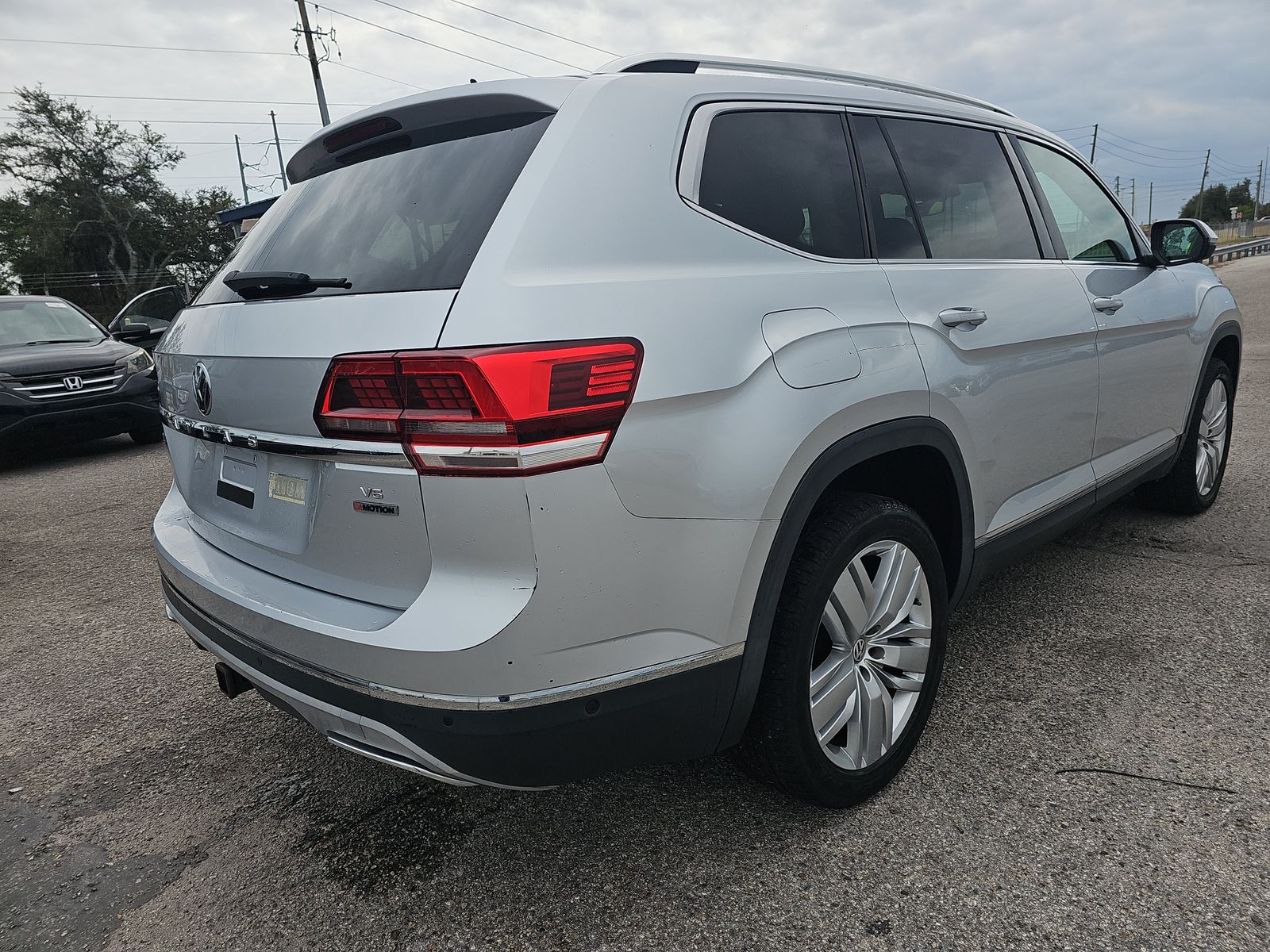 2018 Volkswagen Atlas 3.6L SEL Premium AWD