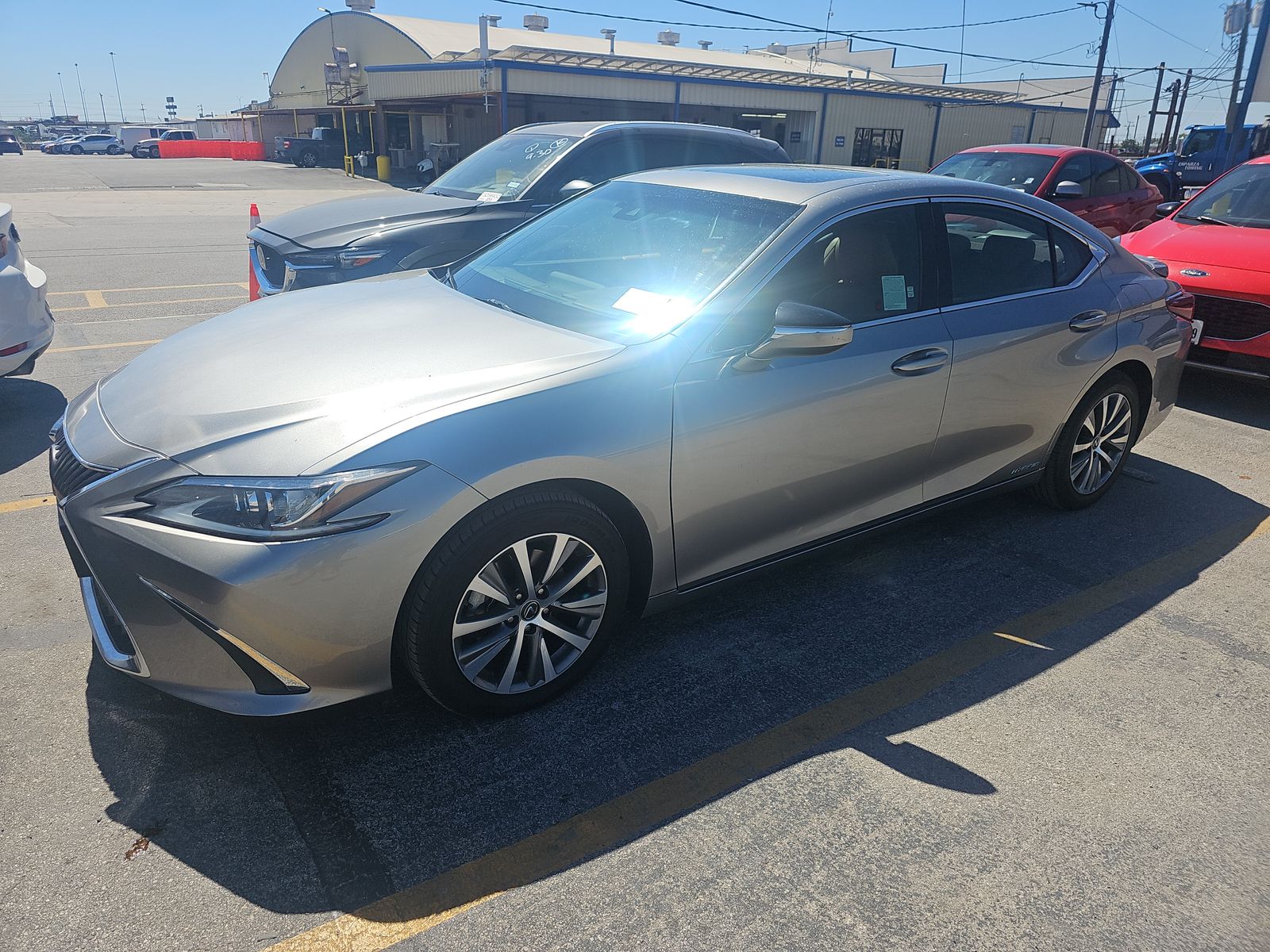 2021 Lexus ES 300h