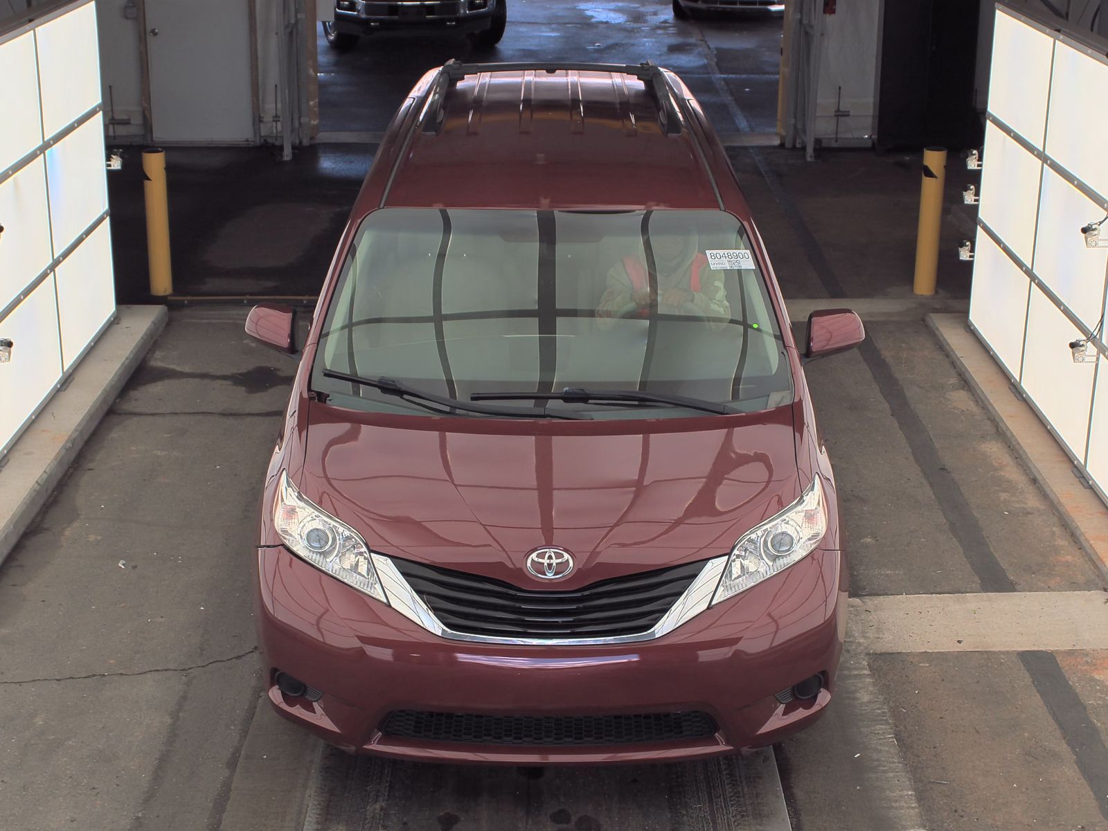 2014 Toyota Sienna LE FWD