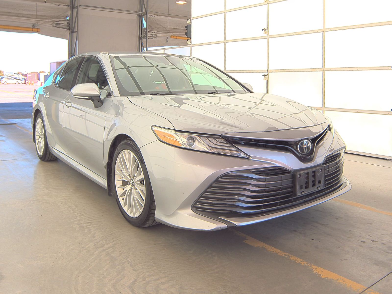 2019 Toyota Camry XLE FWD