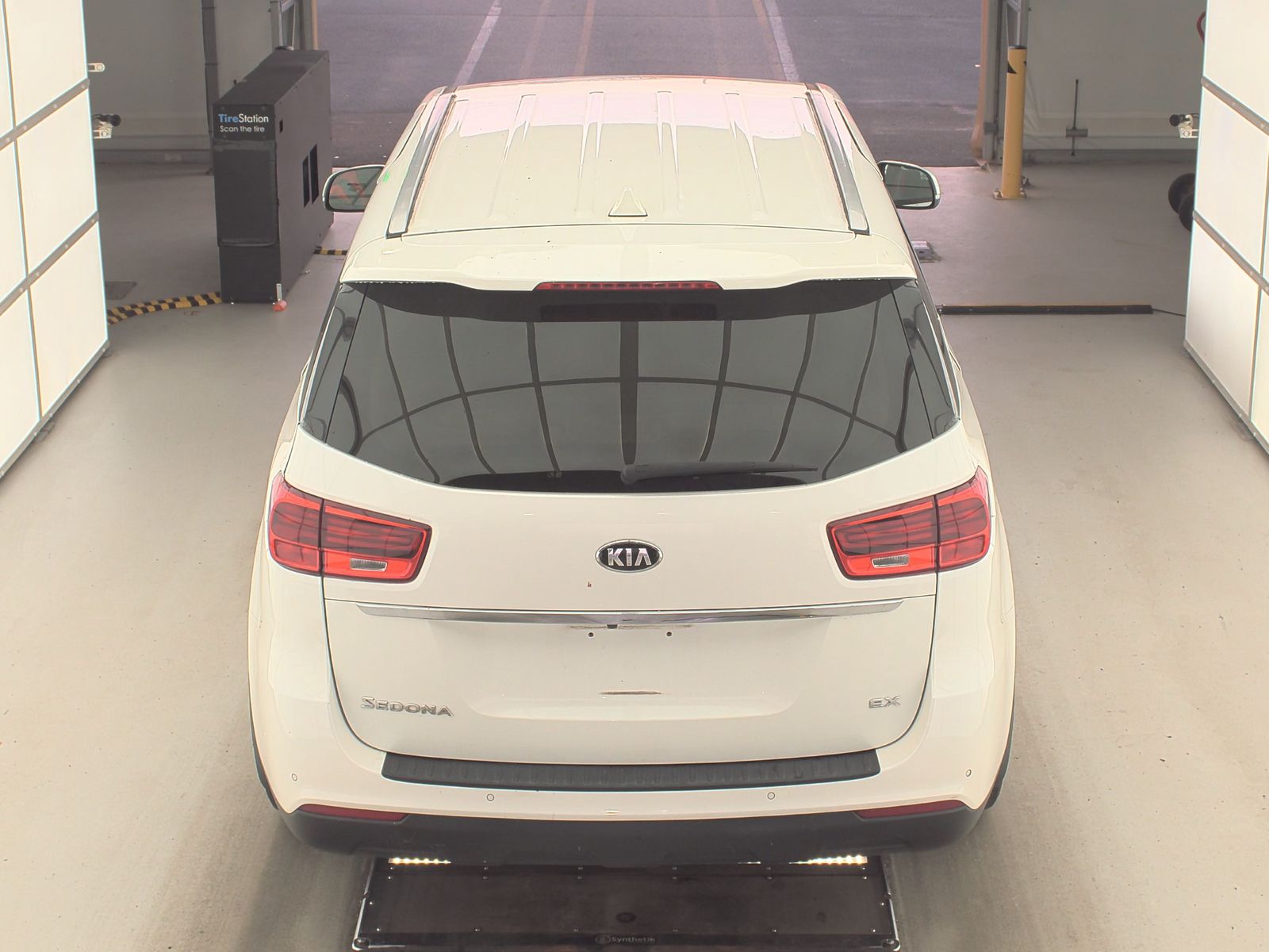 2019 Kia Sedona EX FWD