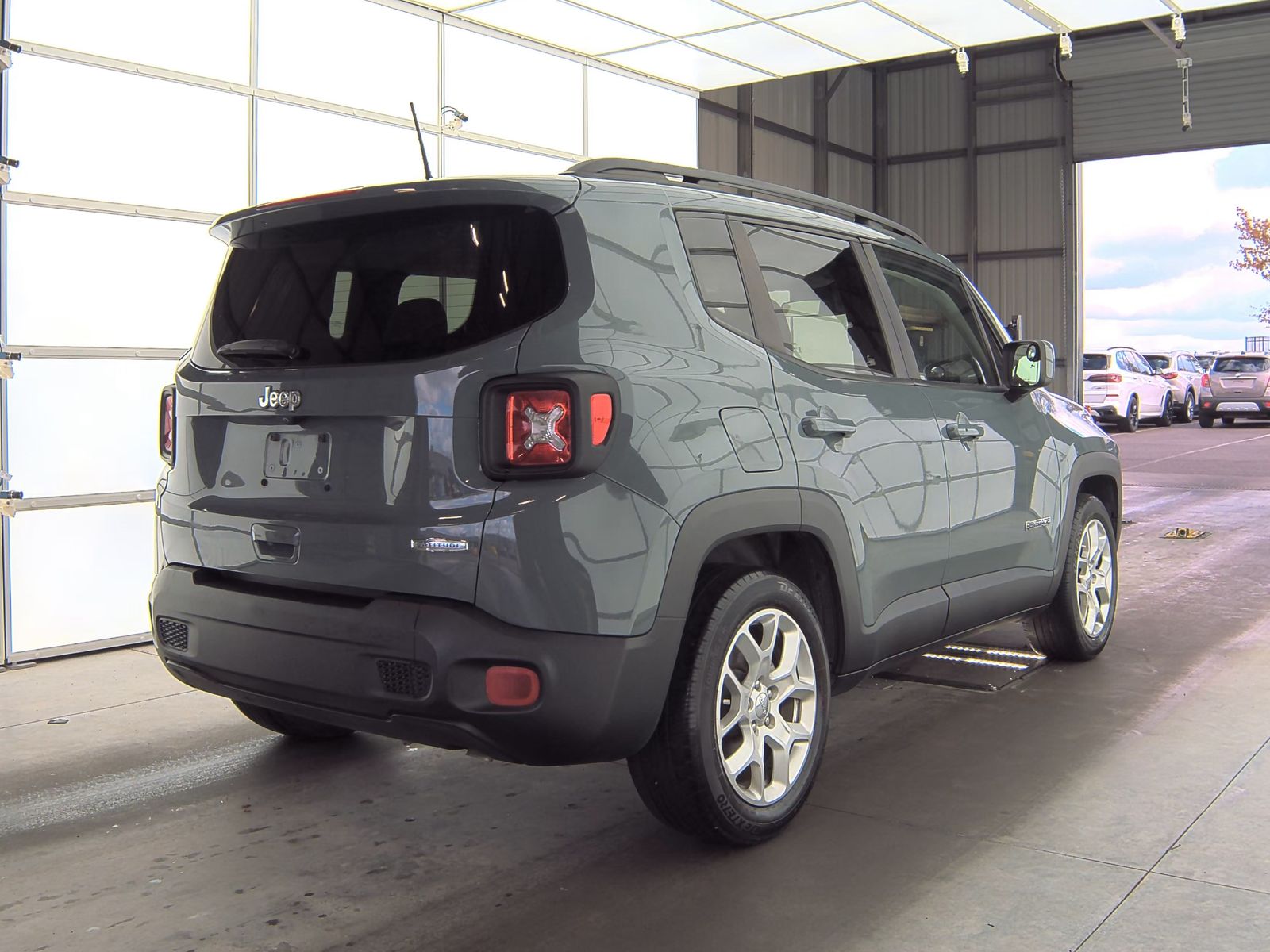 2018 Jeep Renegade Latitude FWD