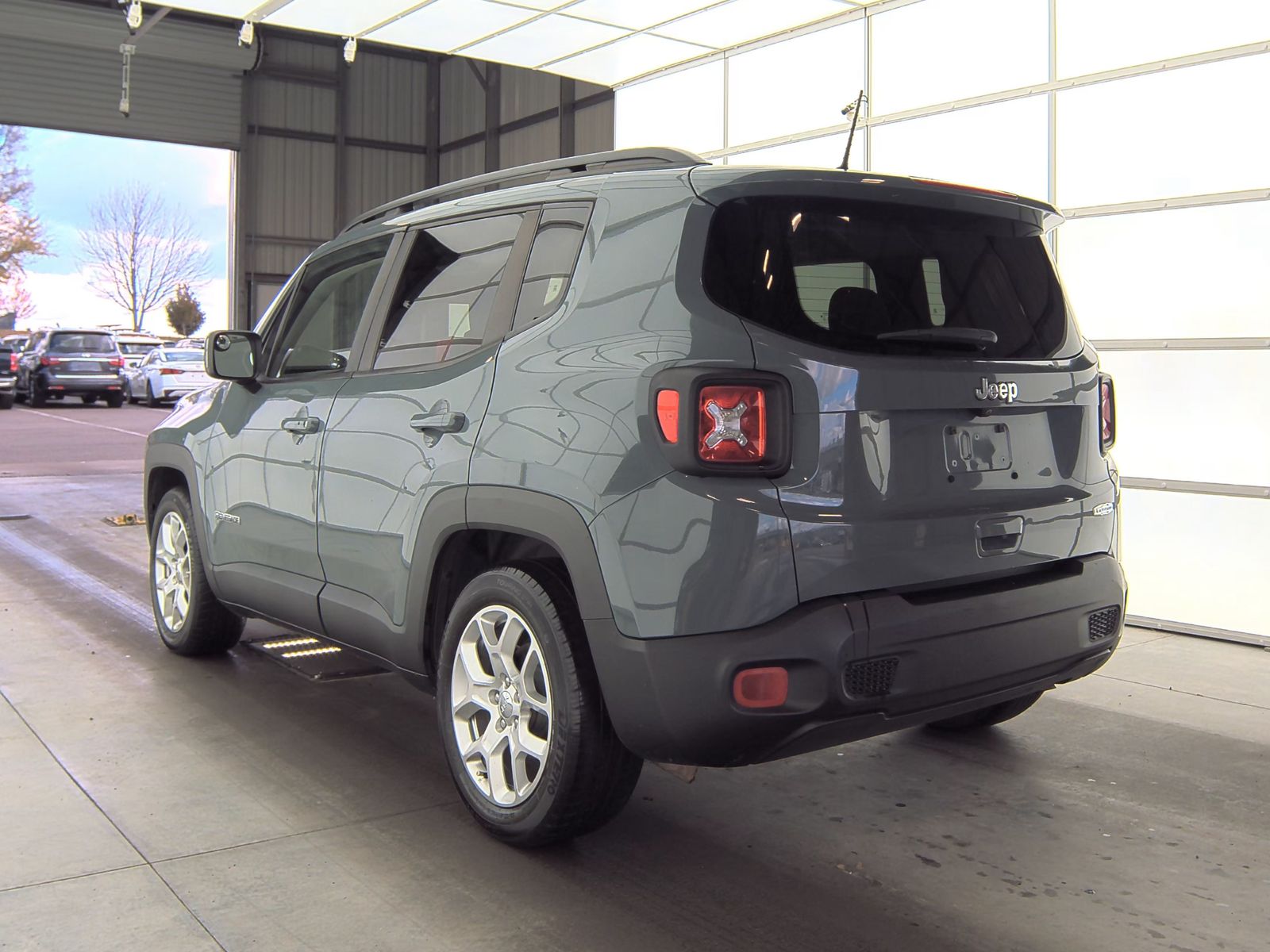 2018 Jeep Renegade Latitude FWD