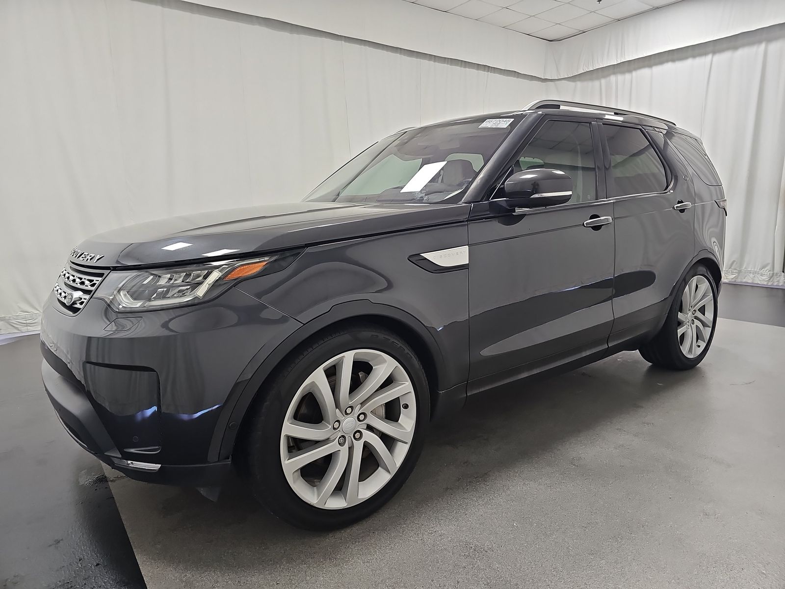 2019 Land Rover Discovery HSE Luxury