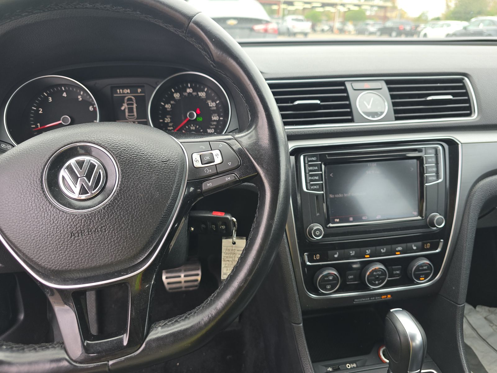 2017 Volkswagen Passat 1.8T R-Line FWD