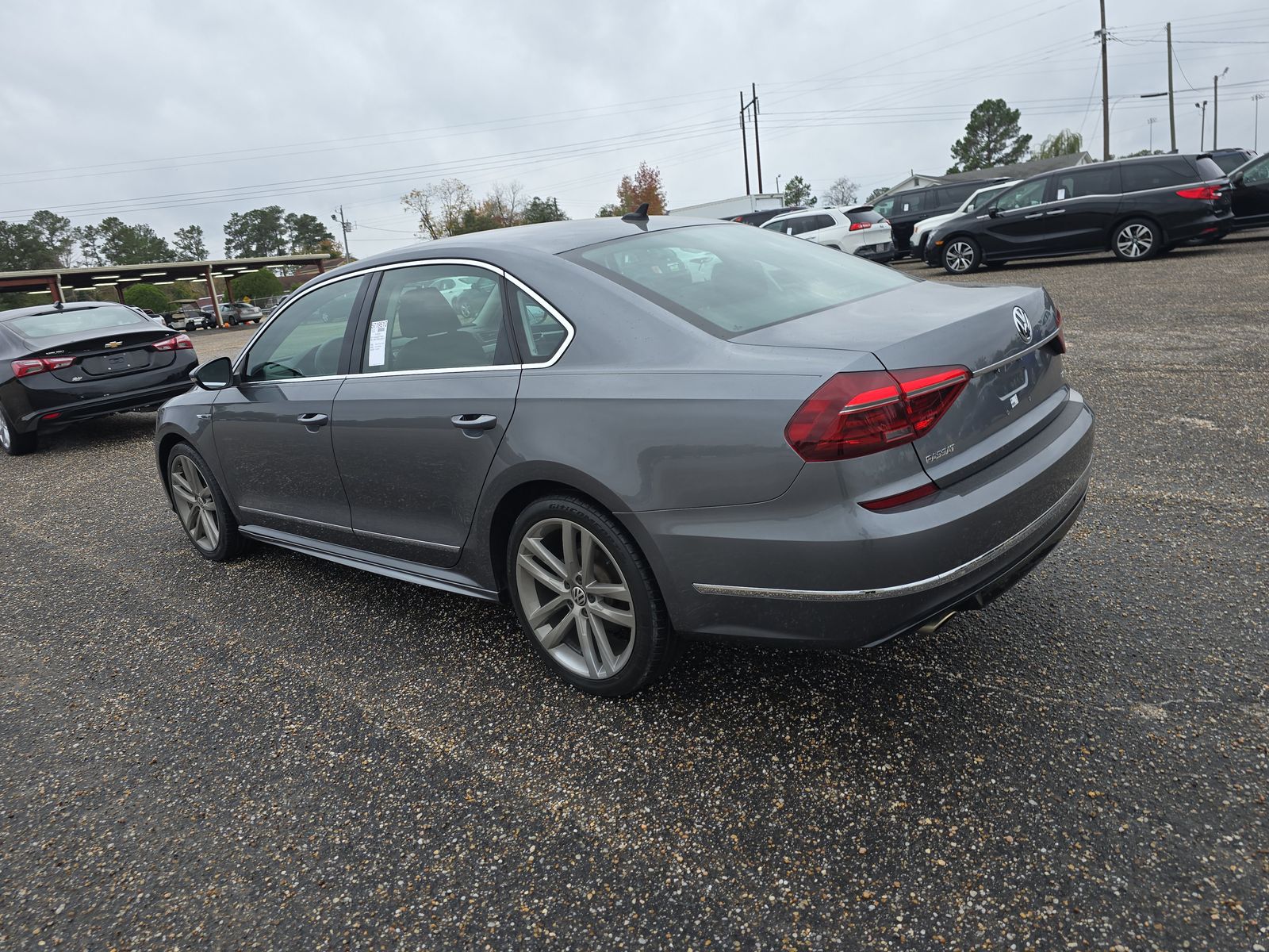 2017 Volkswagen Passat 1.8T R-Line FWD