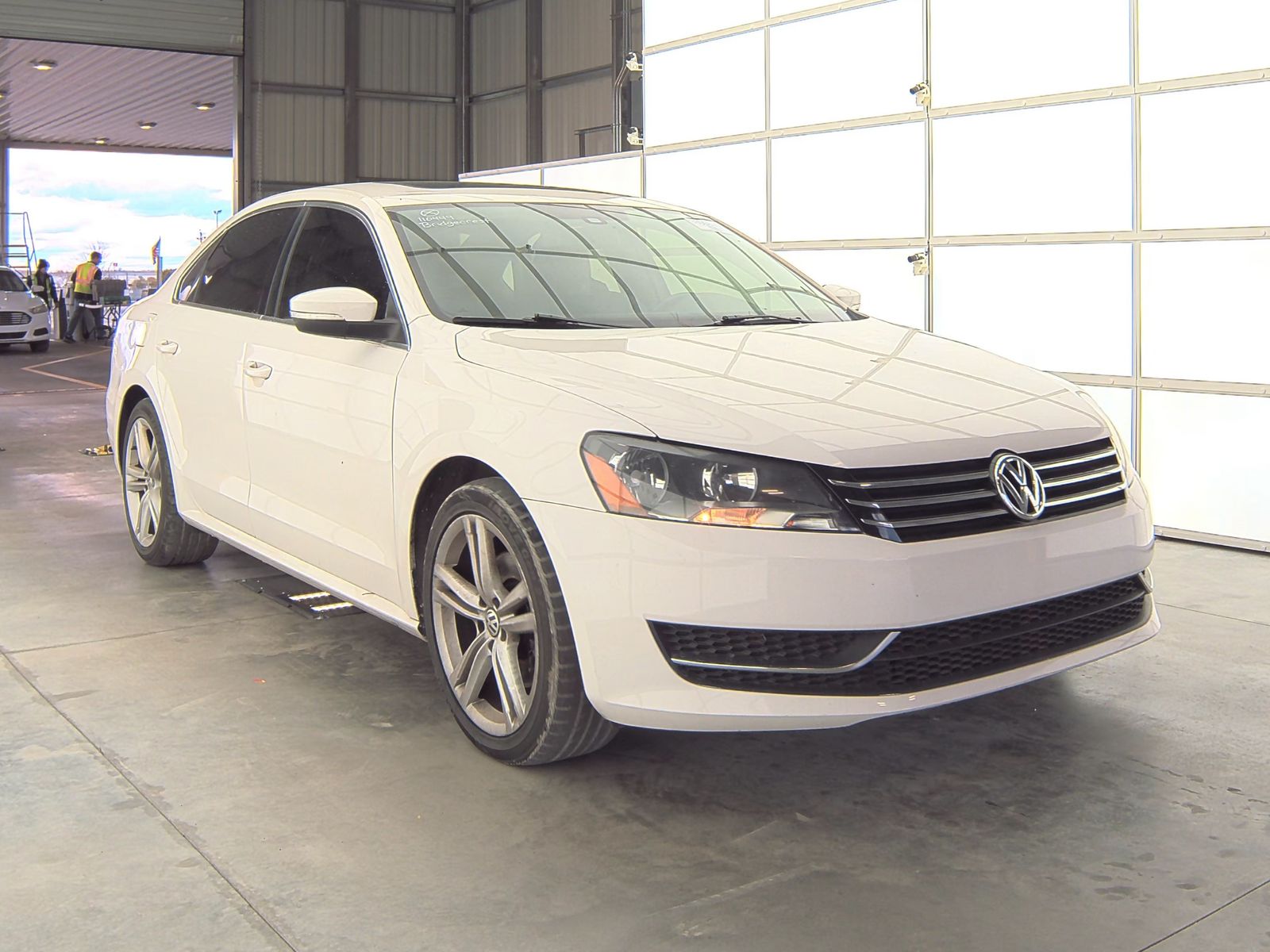 2014 Volkswagen Passat 1.8T SE FWD