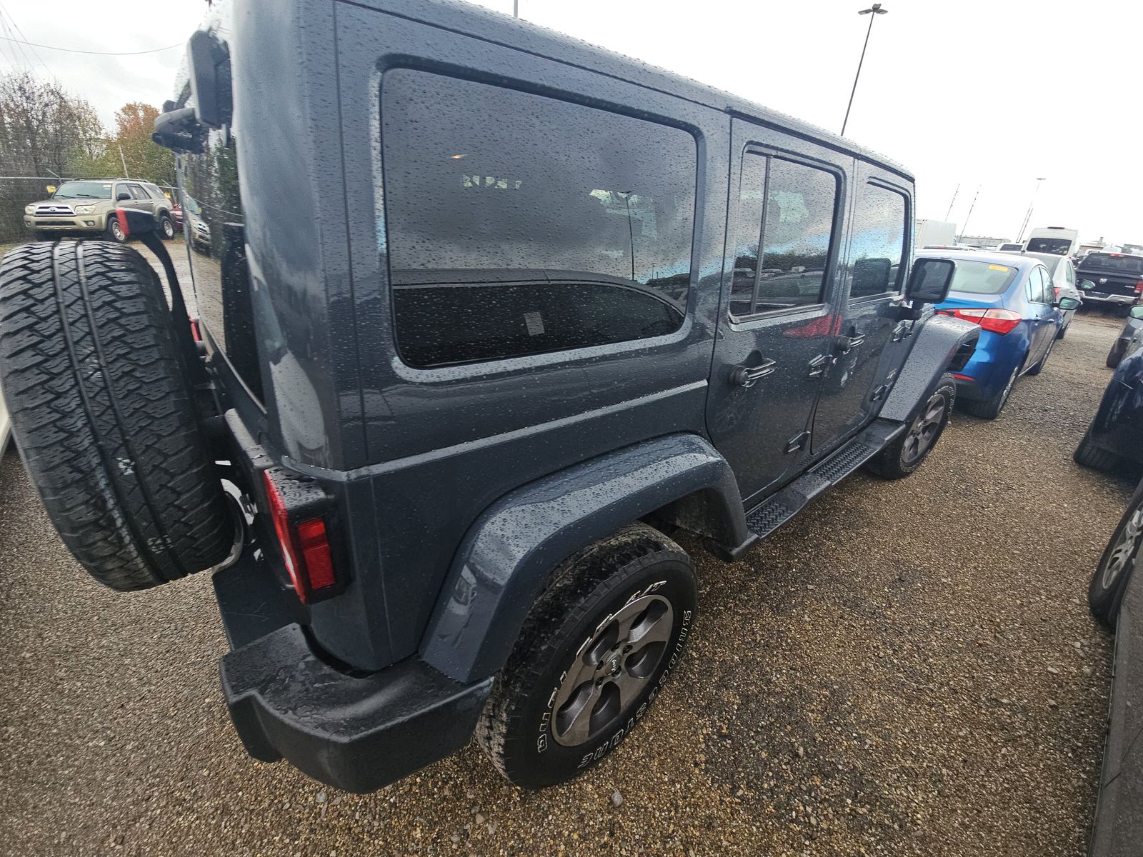 2017 Jeep Wrangler Unlimited Sahara AWD