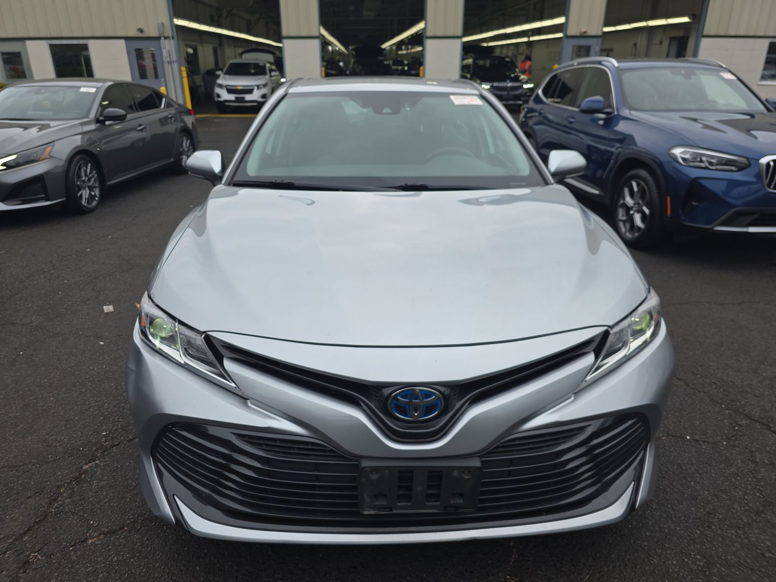 2020 Toyota Camry Hybrid LE FWD