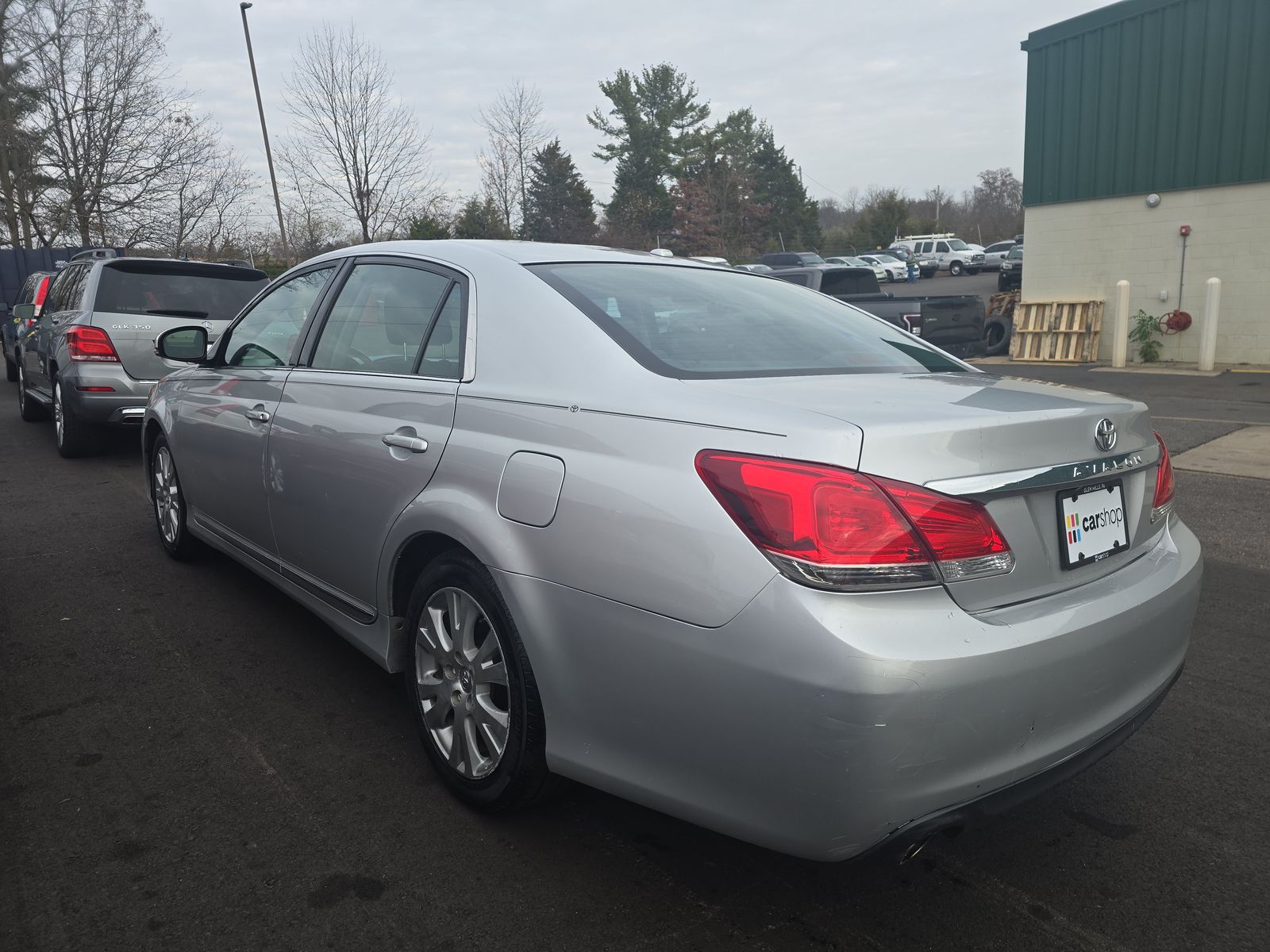 2012 Toyota Avalon Base FWD