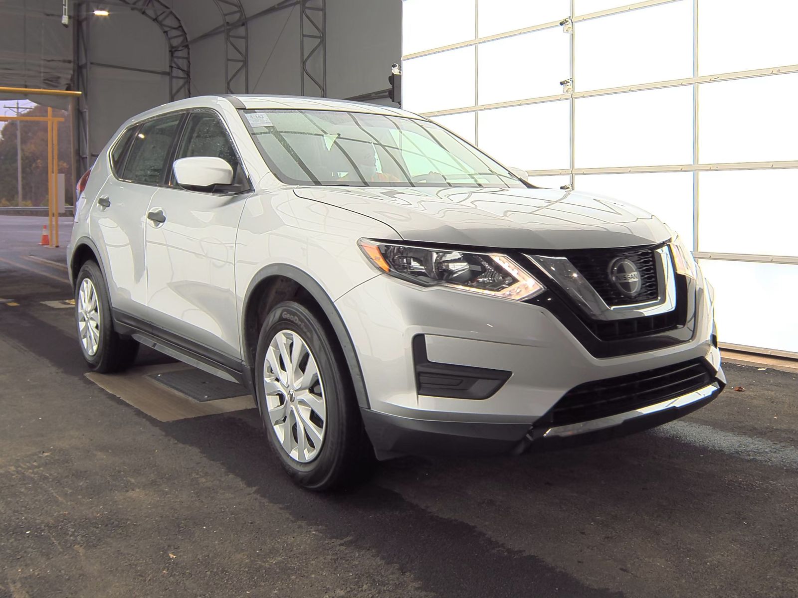 2018 Nissan Rogue S FWD