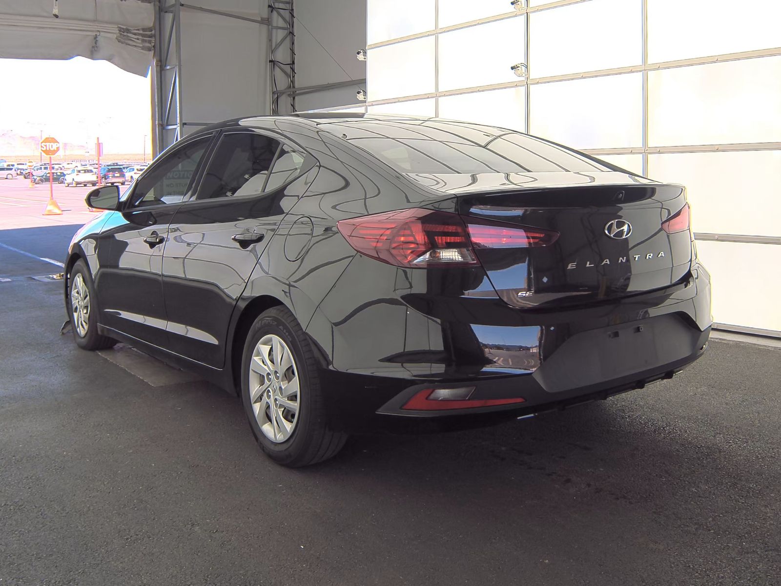 2020 Hyundai Elantra SE FWD