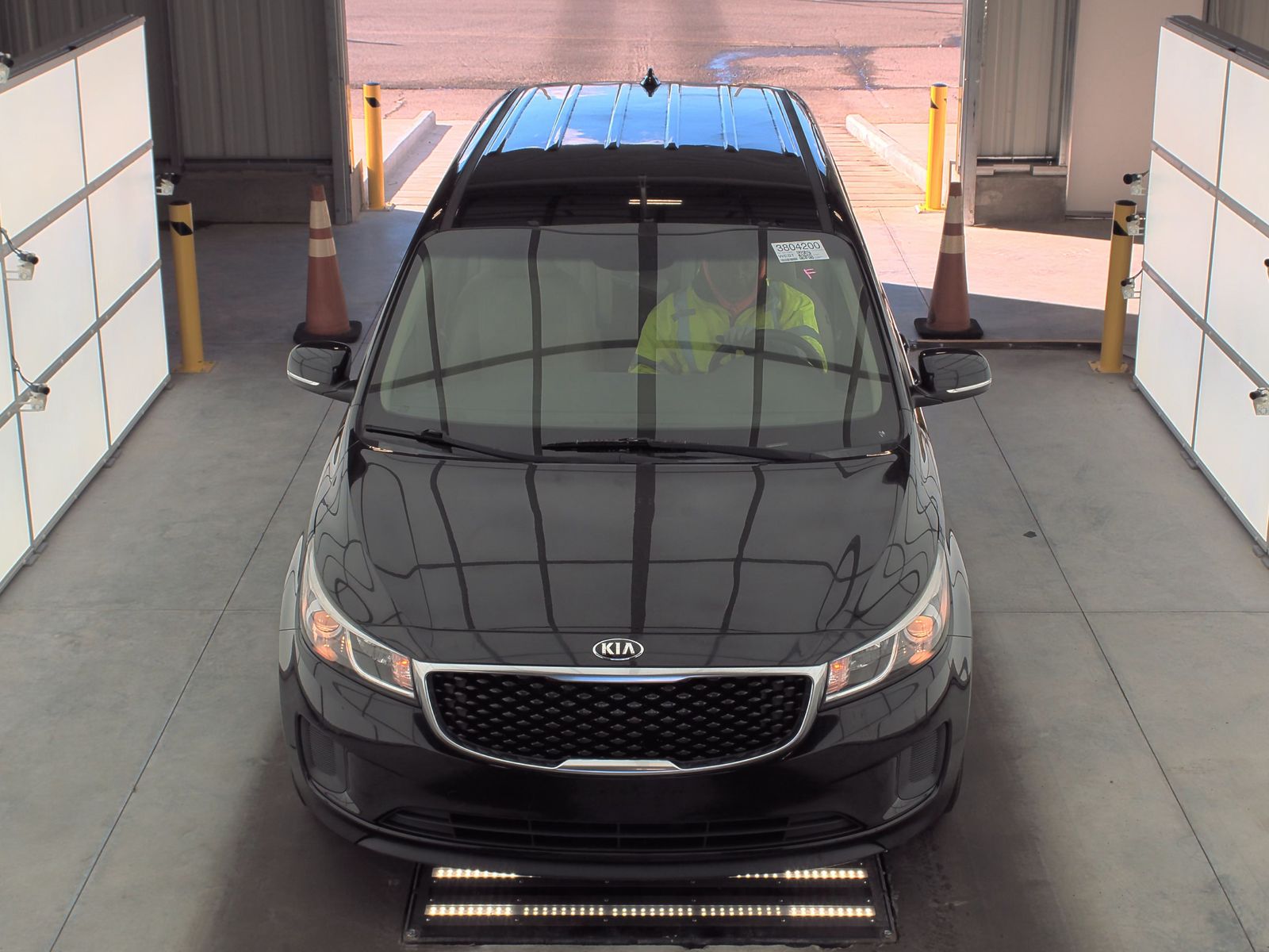 2016 Kia Sedona L FWD