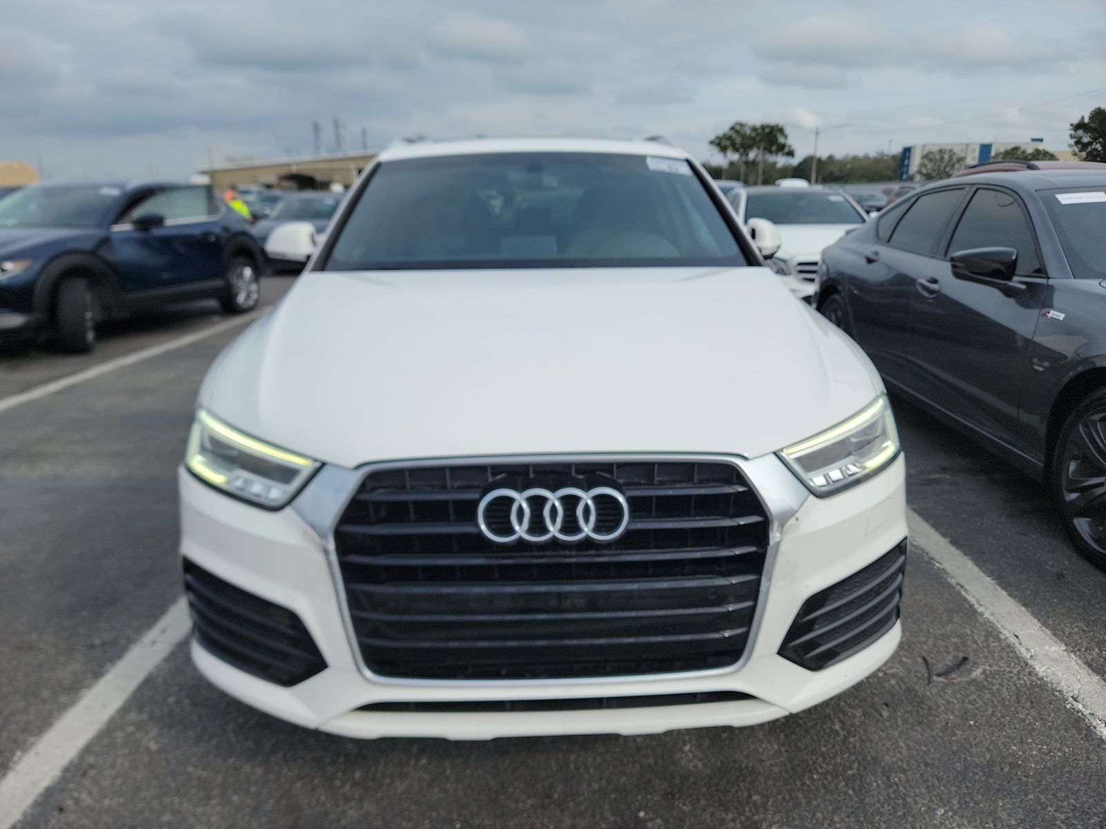 2016 Audi Q3 2.0T Prestige FWD