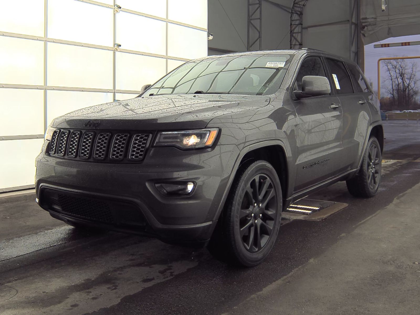 2020 Jeep Grand Cherokee Laredo Altitude Edition RWD