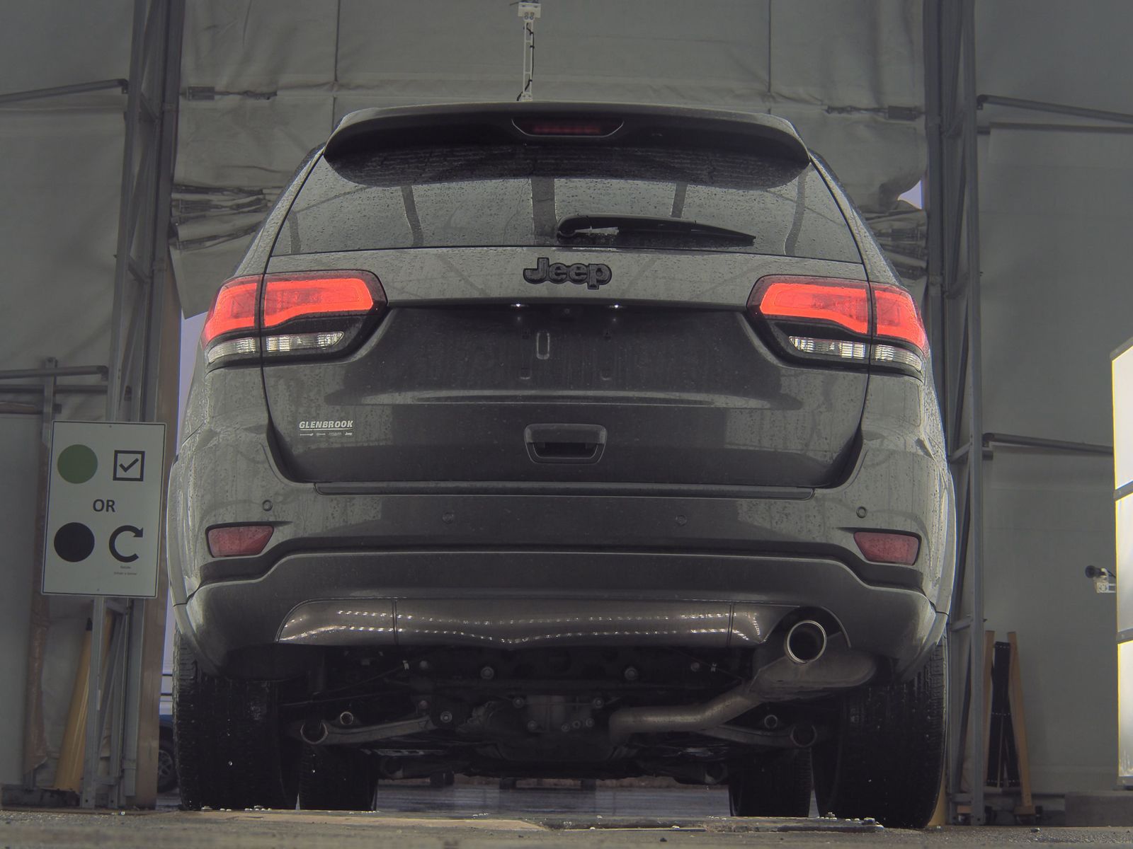 2020 Jeep Grand Cherokee Laredo Altitude Edition RWD