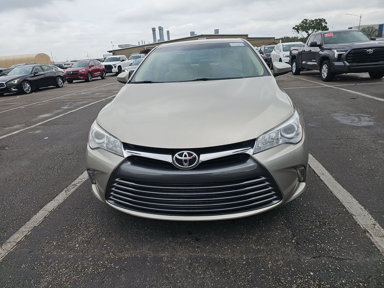 2016 Toyota Camry XLE FWD