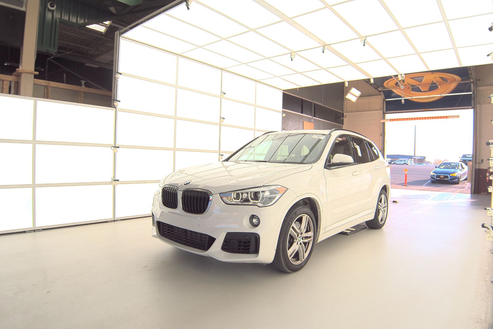 2019 BMW X1 xDrive28i M SPORT LINE