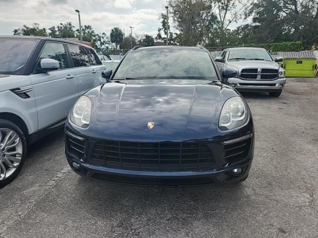 2018 Porsche Macan Base AWD