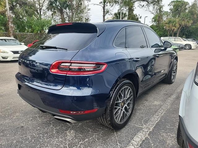 2018 Porsche Macan Base AWD