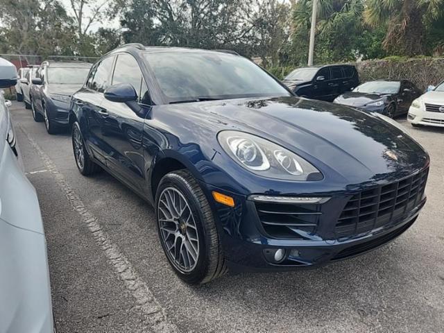 2018 Porsche Macan Base AWD