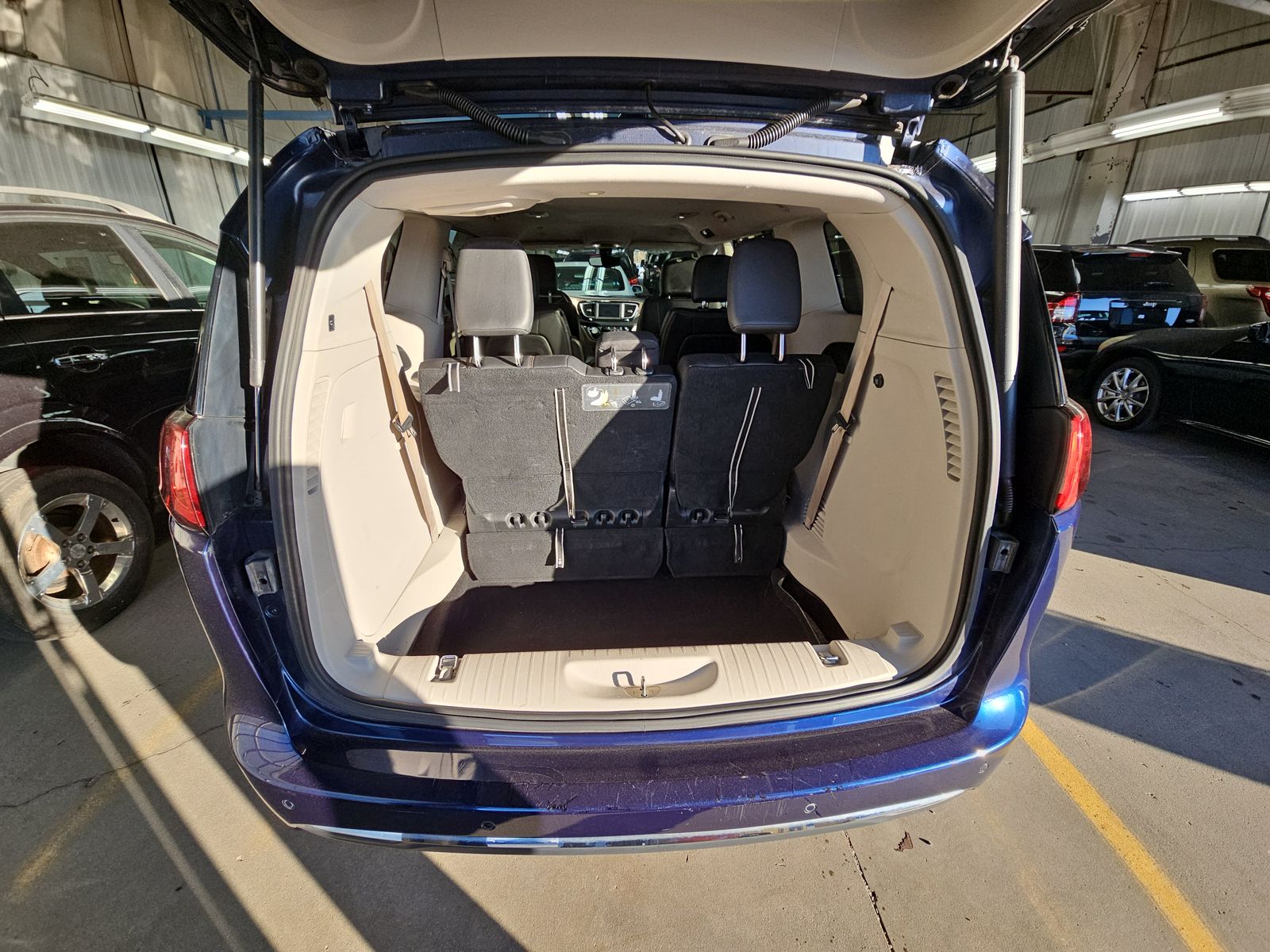 2019 Chrysler Pacifica Touring L FWD