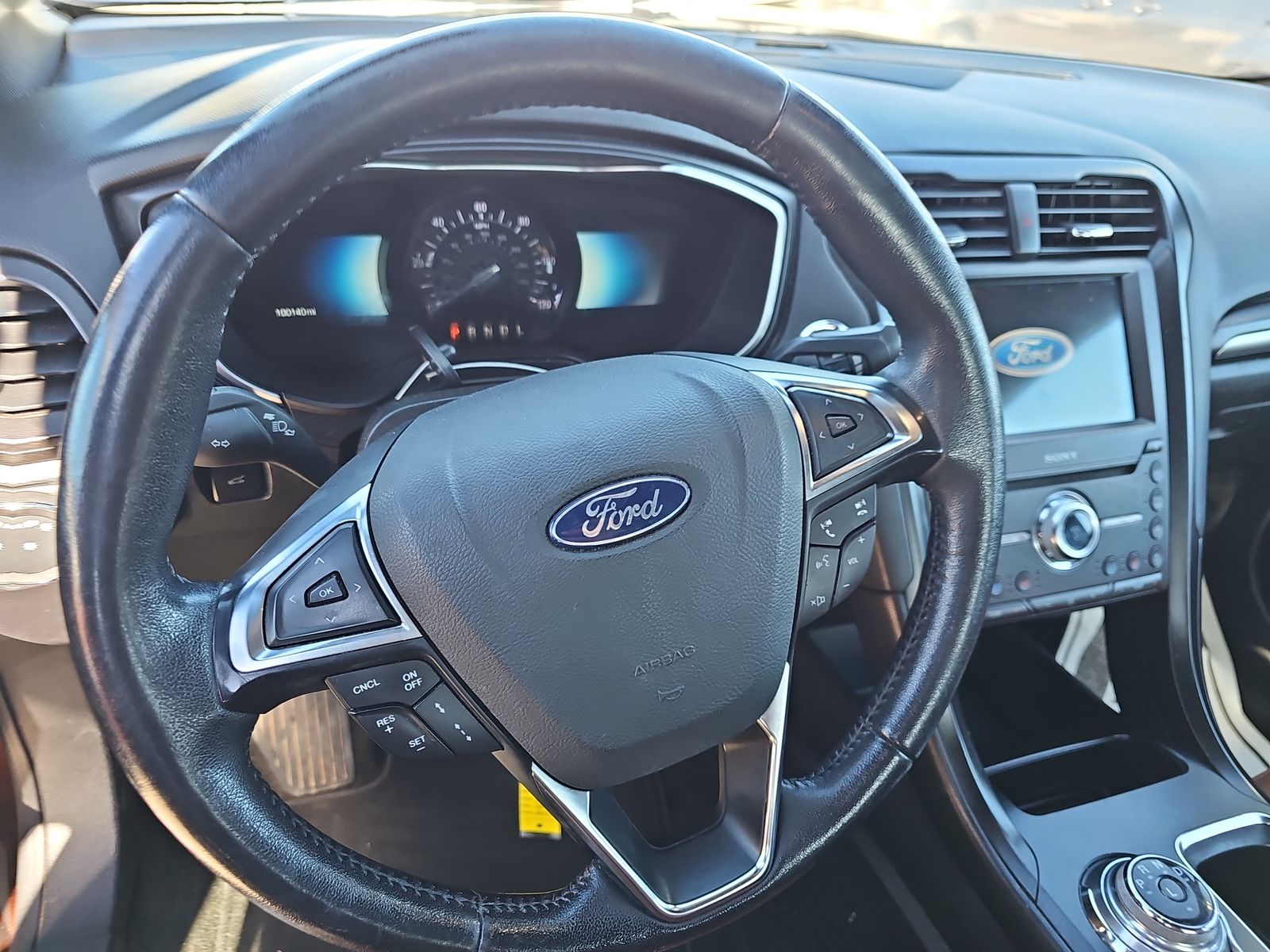 2019 Ford Fusion Hybrid Titanium FWD