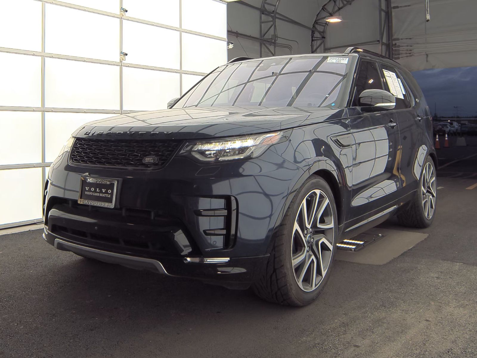 2017 Land Rover Discovery HSE Luxury