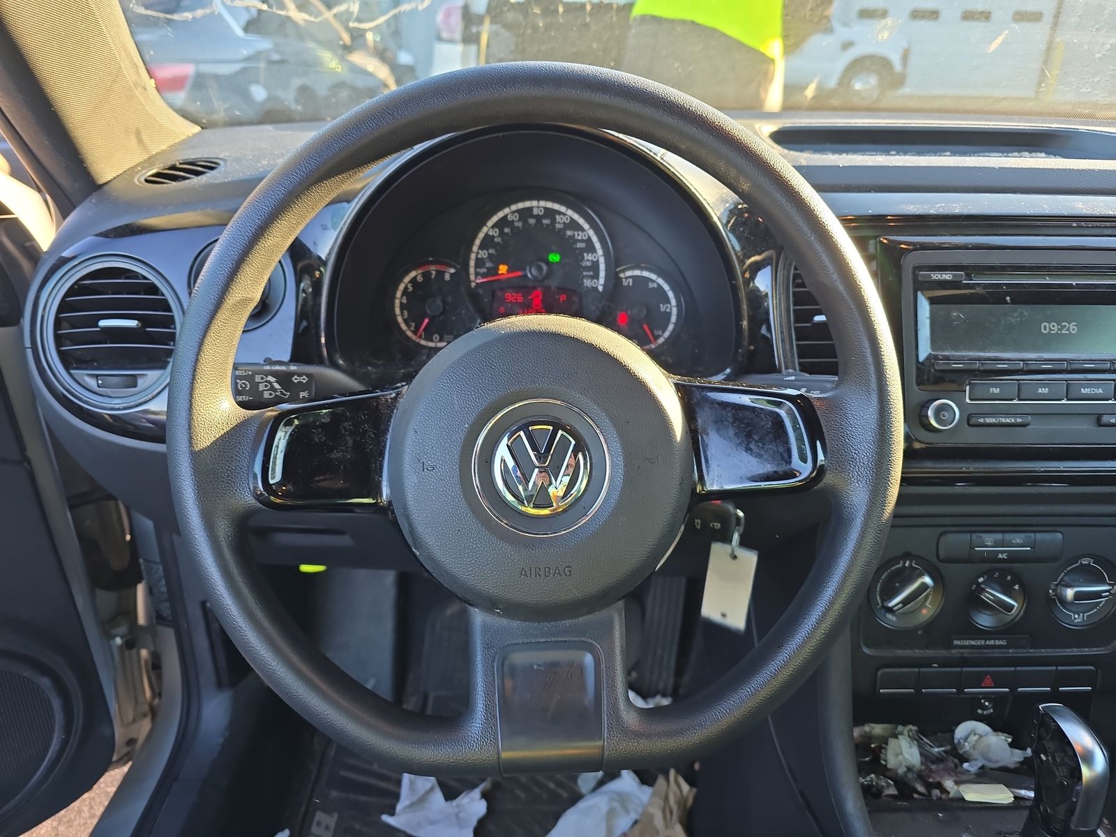 2014 Volkswagen Beetle 2.5L Entry FWD