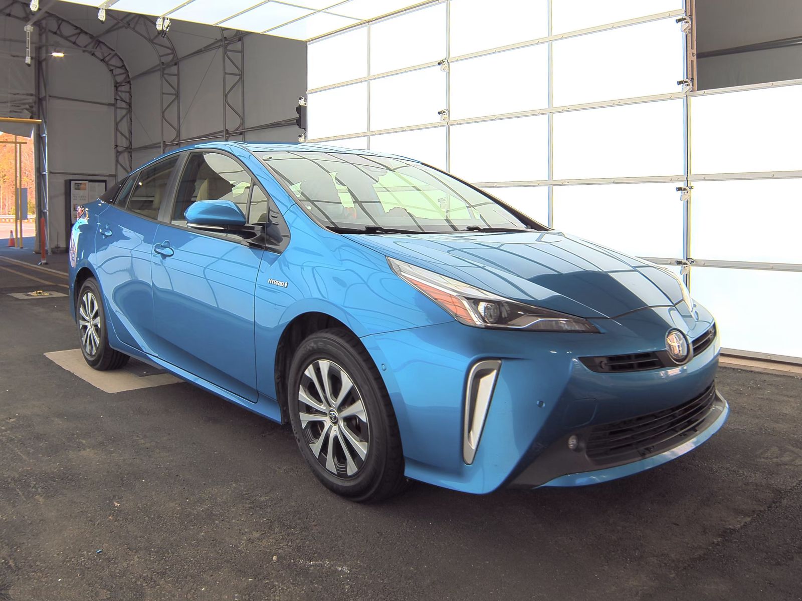 2019 Toyota Prius XLE AWD