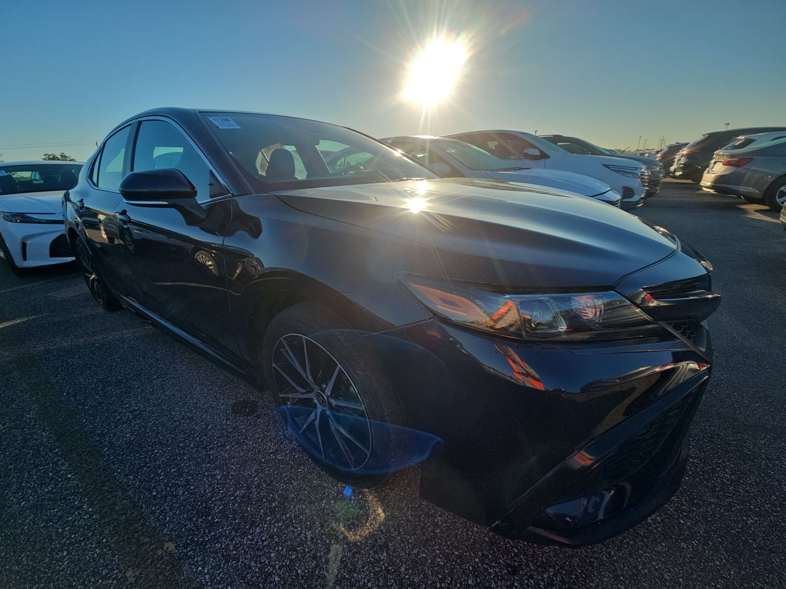 2022 Toyota Camry SE FWD