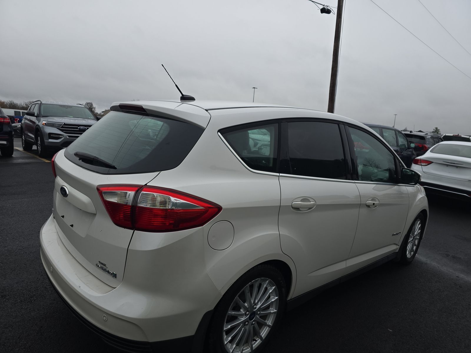 2013 Ford C-MAX Hybrid SEL FWD