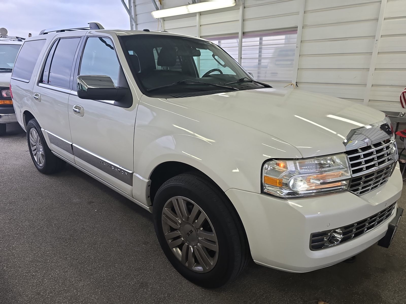 2013 Lincoln Navigator Base AWD