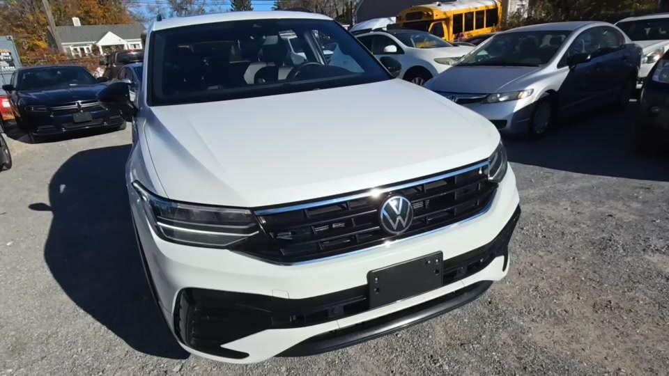 2022 Volkswagen Tiguan 2.0T SE R-Line Black AWD