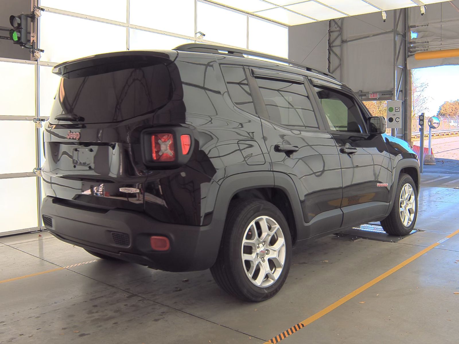 2017 Jeep Renegade Latitude FWD