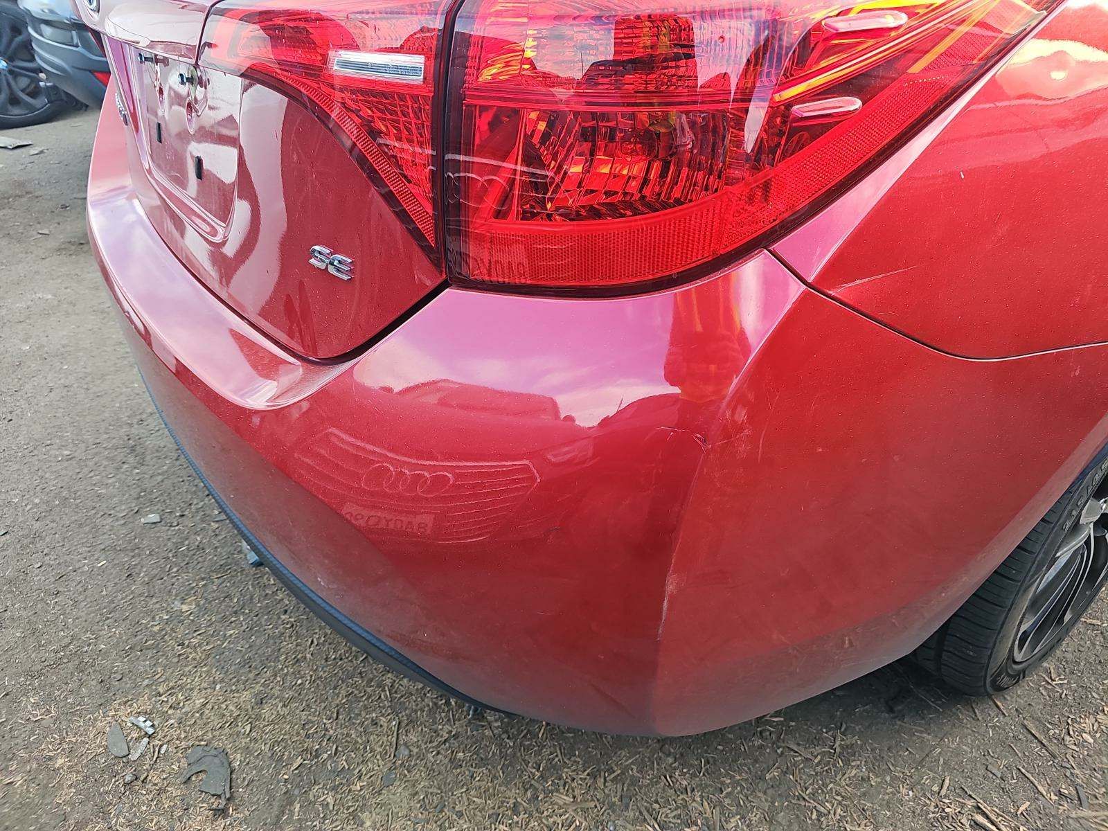 2018 Toyota Corolla SE FWD