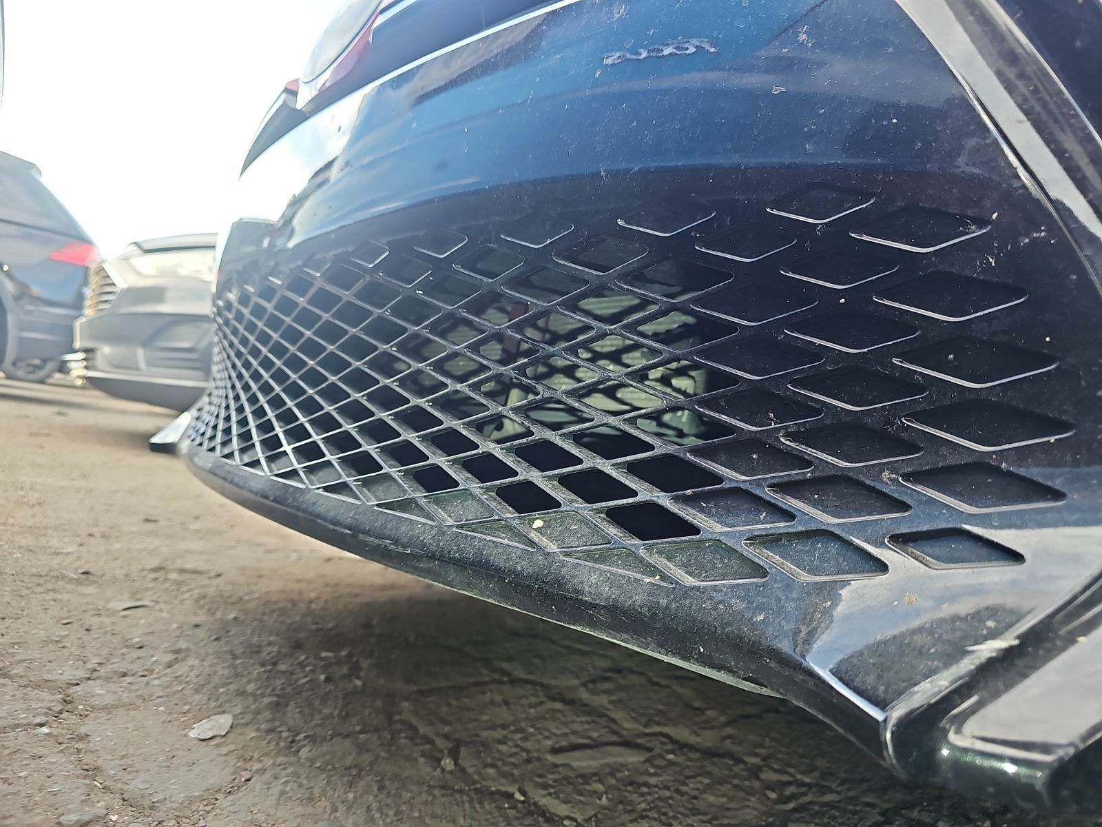 2018 Toyota Corolla SE FWD