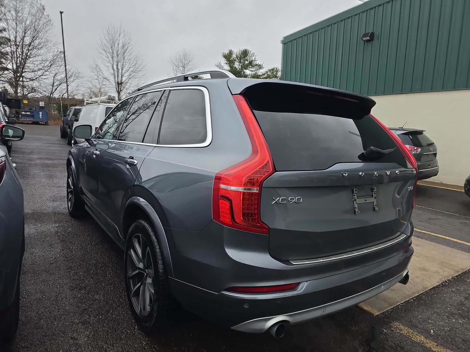 2018 Volvo XC90 T5 Momentum AWD