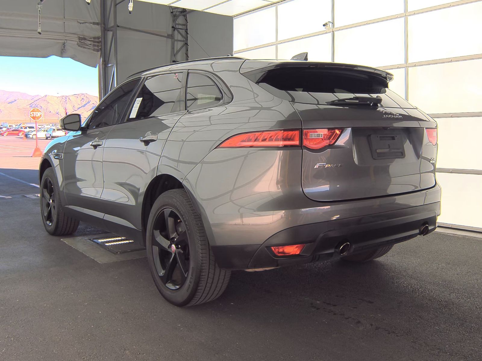 2018 Jaguar F-PACE 25t Premium AWD