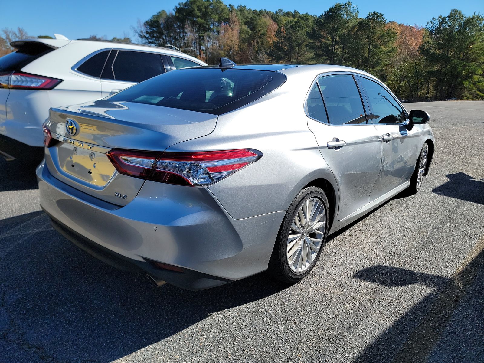 2019 Toyota Camry XLE FWD