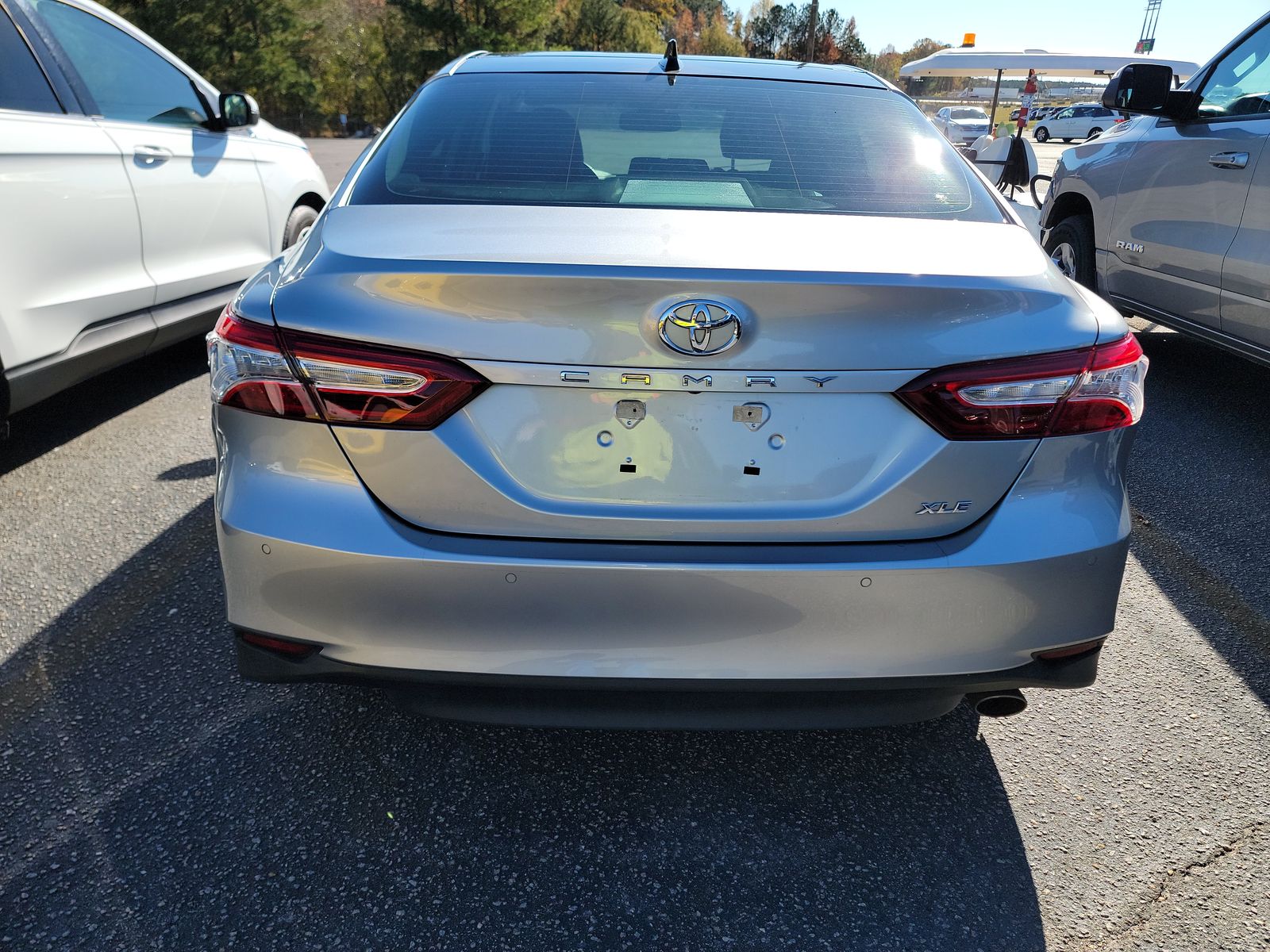 2019 Toyota Camry XLE FWD