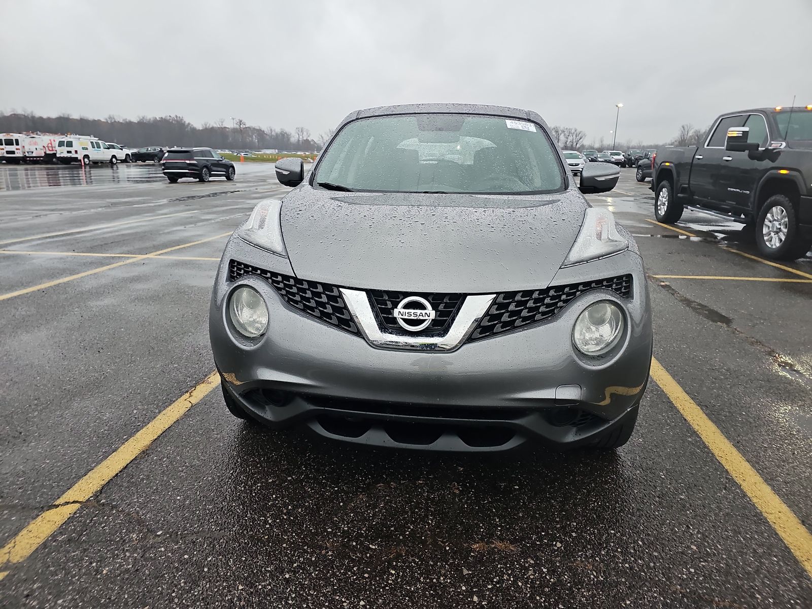 2015 Nissan JUKE S FWD