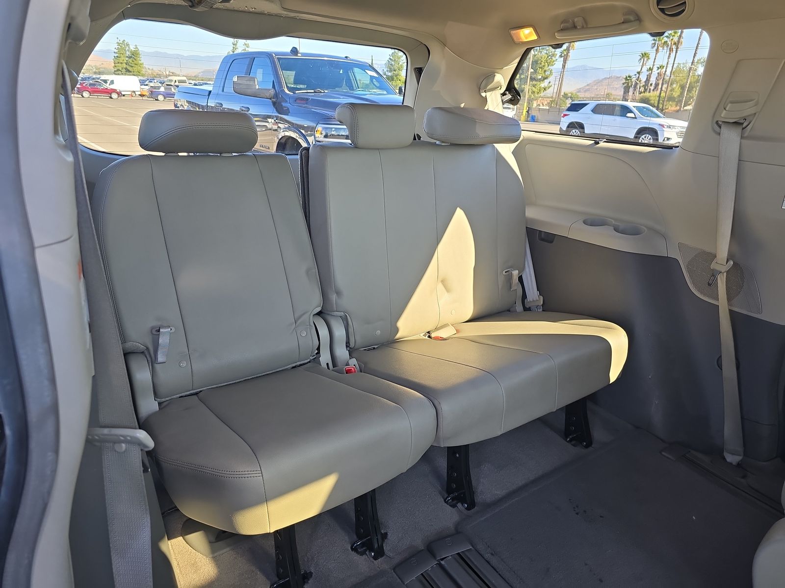 2015 Toyota Sienna XLE FWD