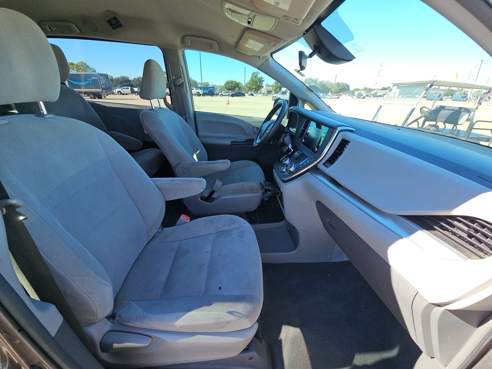 2019 Toyota Sienna L FWD