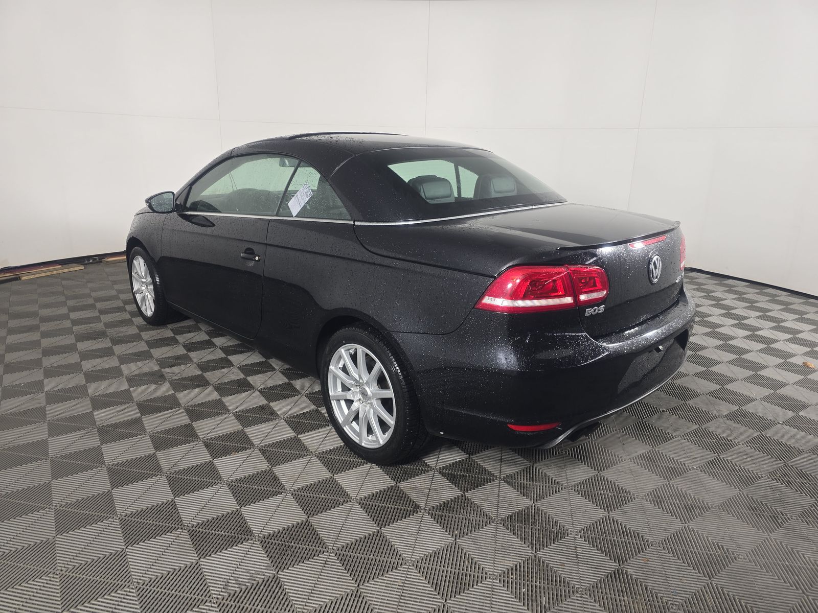 2013 Volkswagen Eos 2.0T Sport FWD