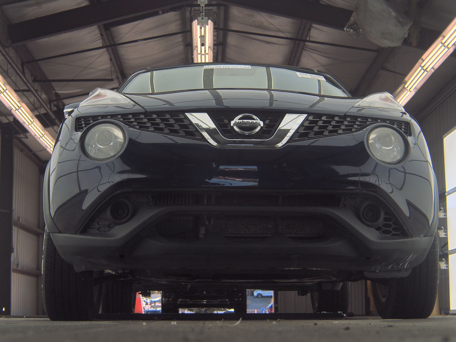 2015 Nissan JUKE S FWD