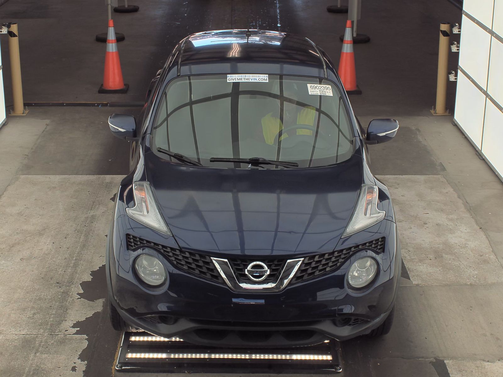 2015 Nissan JUKE S FWD