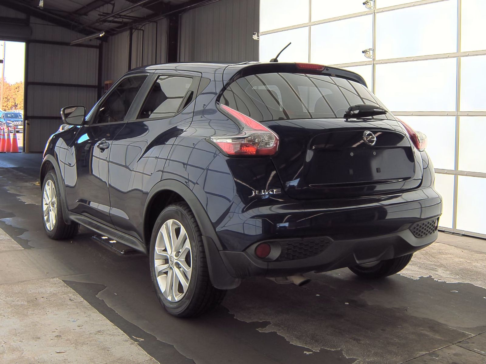 2015 Nissan JUKE S FWD